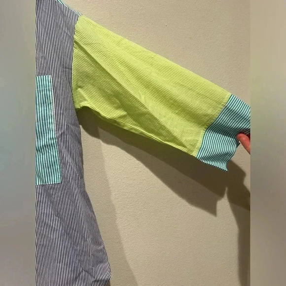 TERRA SJ Apparel Multi Colored Stripped Button Up Top / Size XS / - Picture 4 of 8